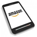 Kindle-Smartphone? Meiner Meinung nach eigentlich ein Thema für die Rubrik “Sachen die die Welt nicht braucht”. Aber nun gut, da soll sich jeder selbst ein Bild von machen. Laut Bloomberg, der Nachrichtenagentur, soll Foxconn mit Amazon bereits an einem Smartphone arbeiten. Man sei dabei, Patente zu erwerben um möglichen Rechtsstreitigkeiten (Gruß an Apple…) aus dem Weg zu gehen. So heißt es laut Bloomberg, die ihre Informationen aus zwei unabhängigen, anonymen Blogs haben sollen. Die Gerüchte schüren wohl daher, dass Amazon ja bereits mit Kindle und Kindle Fire am Start ist, was die Hardware-Welt angeht. Denn auch hier soll es Spekulationen zu Folge bereits im nächsten Jahr Nachfolger geben. Warten wir es ab. Tweet